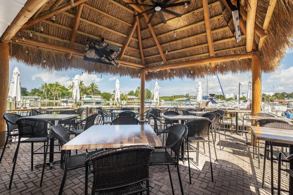 Aparthotel Bay Breeze South Bradenton Exterior foto