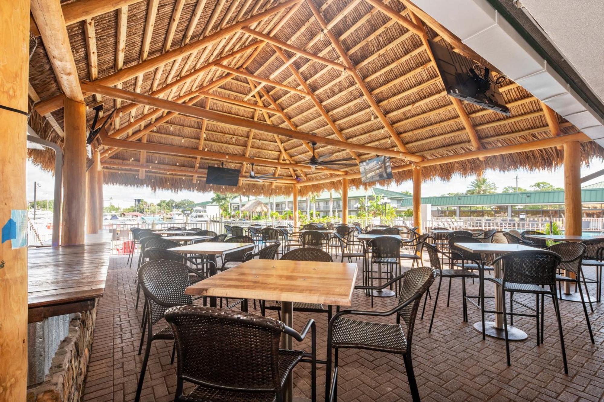 Aparthotel Bay Breeze South Bradenton Exterior foto